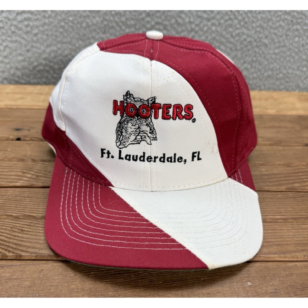 Vintage Hooters Hat Adult Red White Snapback Cap Embroidered Grunge 90s Y2K